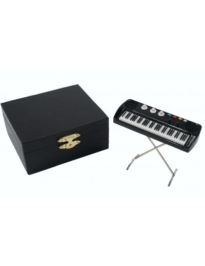 Keyboard mit Geschenkbox
